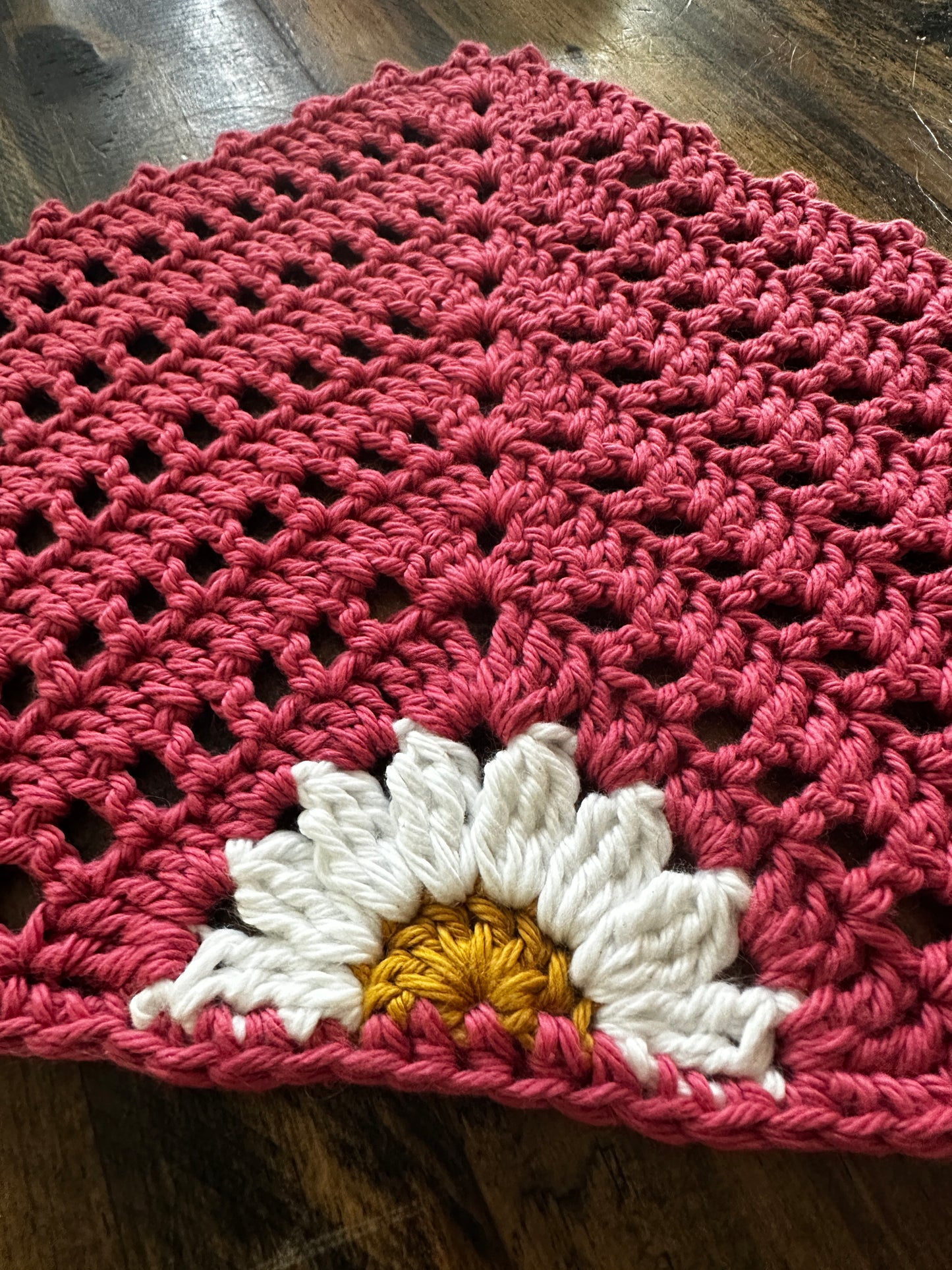 Daisy Bandana Pattern